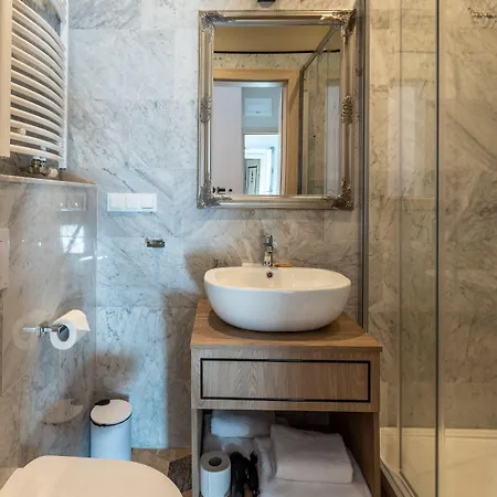 Ar Апартаменты *